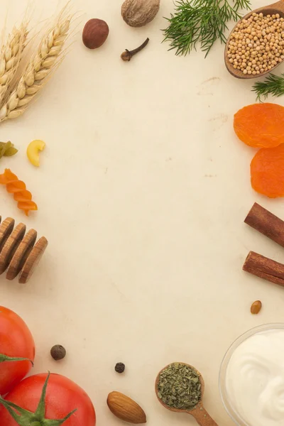 Kryddor bakgrund och mat — Stockfoto
