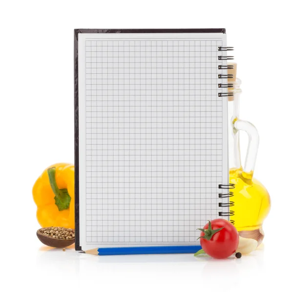 Харчові інгредієнти та книга рецептів — стокове фото