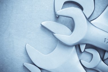 İngiliz anahtarı aracı