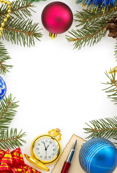 Vánoční dekorace na bílém — Stock fotografie
