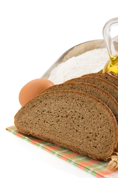 Frisches Brot auf Weißbrot — Stockfoto