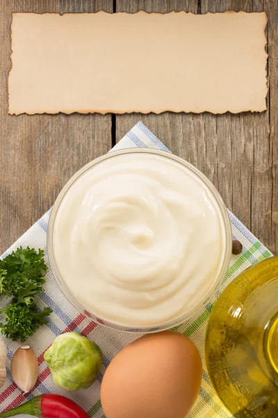 Salsa de mayonesa en bowl — Foto de Stock