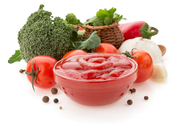 Salsa de tomate en bowl —  Fotos de Stock