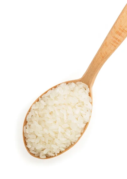 Arroz en cuchara de madera sobre blanco — Foto de Stock