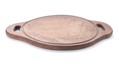 Tahta kesme tahtası beyaz arka planda izole edilmiş. Tahta pizza tahtası.