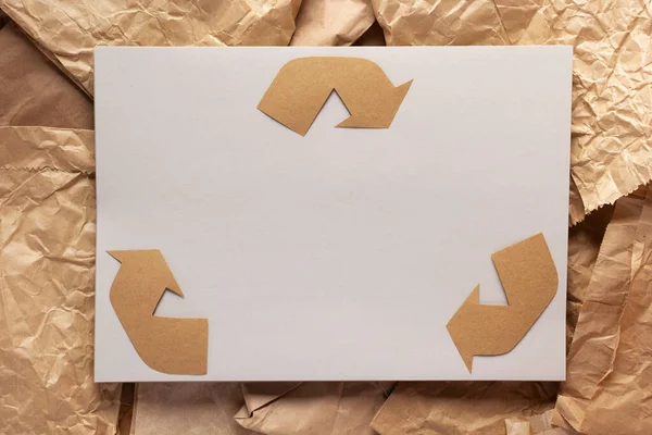 Reciclar Símbolo Pilha Papel Reciclado Como Textura Fundo Conceito Ideia — Fotografia de Stock
