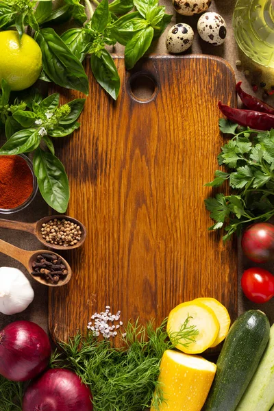 Variety Fresh Vegetables Wood Cutting Board Table Background Cooking Concept — Stock Photo, Image