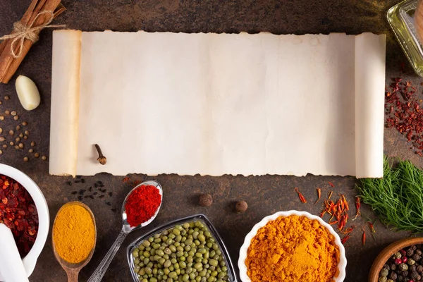 Verscheidenheid Van Kruiden Specerijen Met Kookboek Papier Tafel Achtergrond Koken — Stockfoto