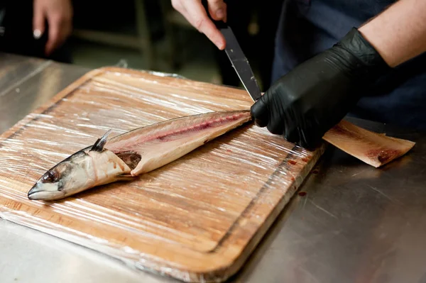 Cook Separates Fillet Fish Clears Bones Mackerel Fillets — Stockfoto