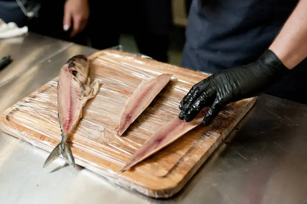 Cook Separates Fillet Fish Clears Bones Mackerel Fillets — Stockfoto