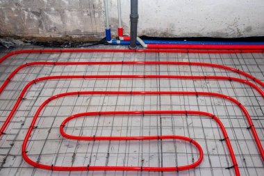 Installation of polypropylene pipes for the underfloor heating system