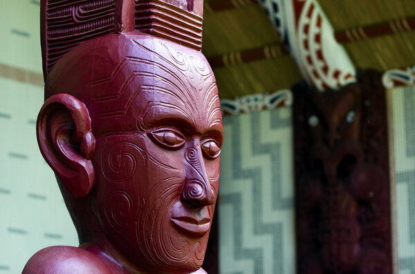 Maori wall carvings