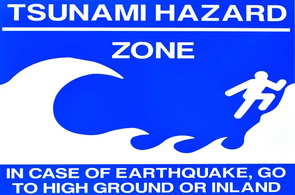 Sinal de aviso de tsunami — Fotografia de Stock