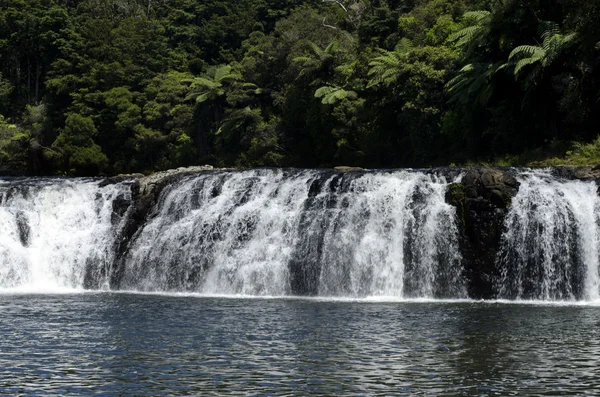 Rainbow falls — Stockfoto