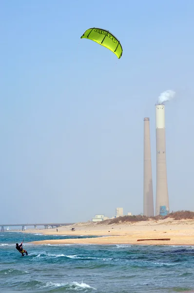 Esporte marítimo Kiteboarding — Fotografia de Stock