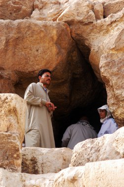 büyük giza piramitleri