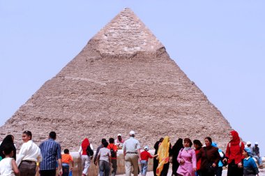 büyük giza piramitleri
