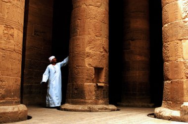 Aswan'da Elefantin Isis Tapınağı