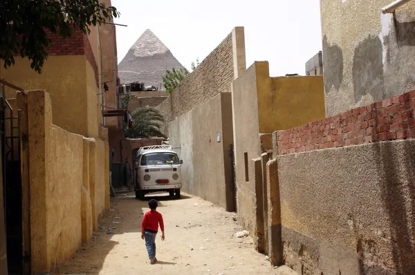 As Grandes Pirâmides em Gizé — Fotografia de Stock