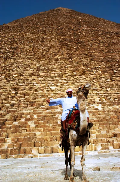 De grote piramides in giza — Stockfoto