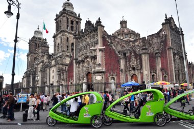 Catedral Metropolitana in Mexico City clipart