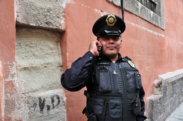 Mexican policeman — Stock Photo, Image