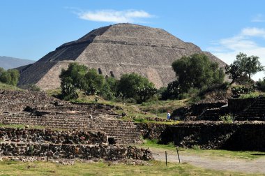 teotihuacan piramitleri