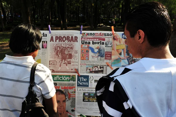 Tienda de Newsagent mexicana en la Ciudad de México —  Fotos de Stock