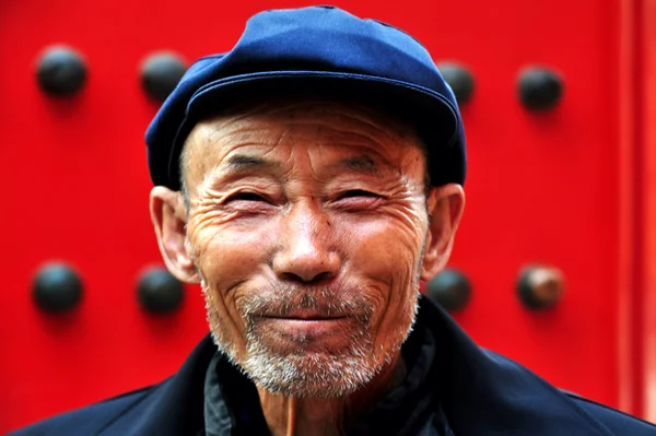 Gelukkig chinese man — Stockfoto