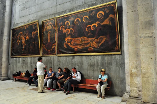 Kerk van de Heilige Sepulchure in de Jeruzalem-Israël — Stockfoto