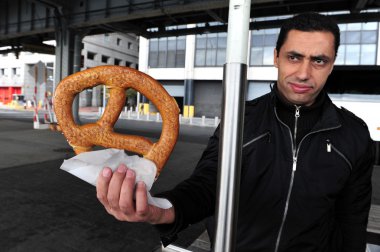 NYC - yumuşak pretzels sokak gıda