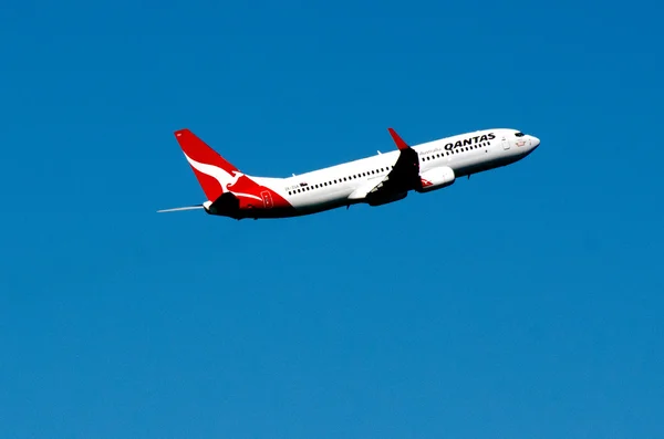 Qantas vliegtuig — Stockfoto