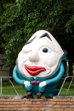 Humpty Dumpty