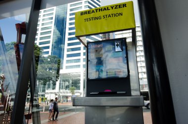 Breathalyzer test istasyonu