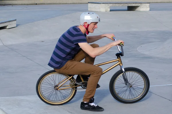 BMX Ciclismo - Recreação e Desporto — Fotografia de Stock