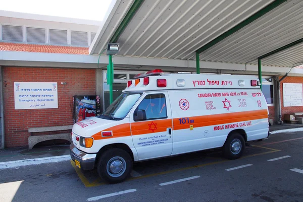 Israelense Magen David Adom ambulans — Fotografia de Stock