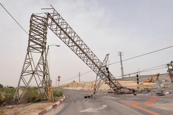 Toppled overhead power line — Stock Photo, Image