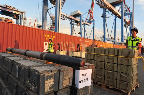 Военно-морские силы Израиля перехватили иранский корабль с оружием — стоковое фото