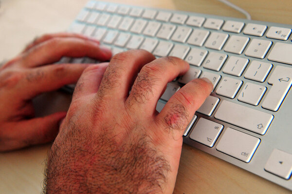 Хакер - компьютерная безопасность
