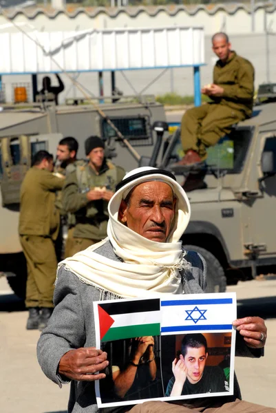 Prisioneros palestinos —  Fotos de Stock