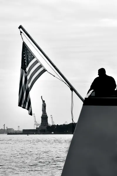 Estátua da liberdade na cidade de Nova York — Fotografia de Stock