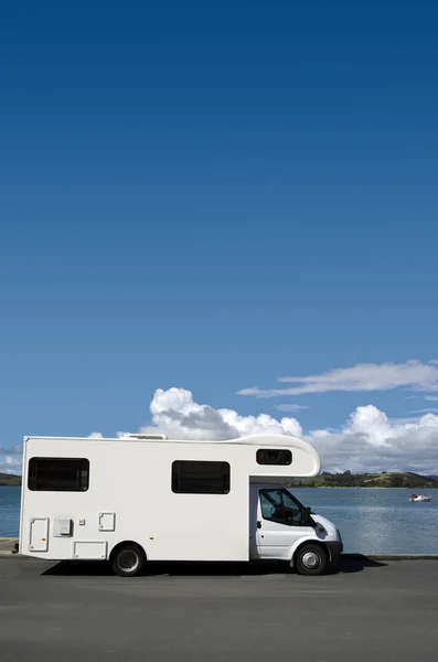 Camper on a road trip — Stock Photo, Image