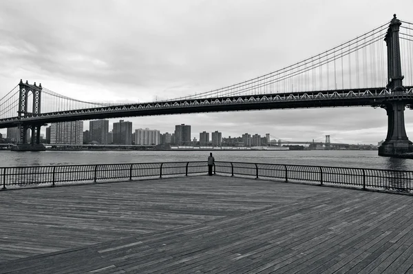Manhattan bridge i manhattan new york city — Stockfoto