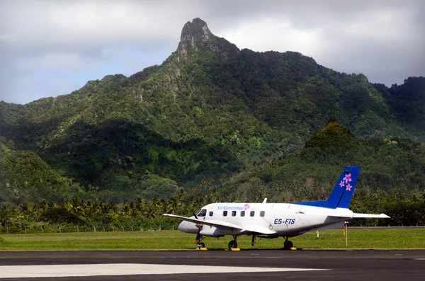 空气拉罗汤加岛-库克群岛 — 图库照片