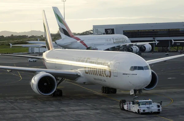 Fluggesellschaft der Emirate — Stockfoto