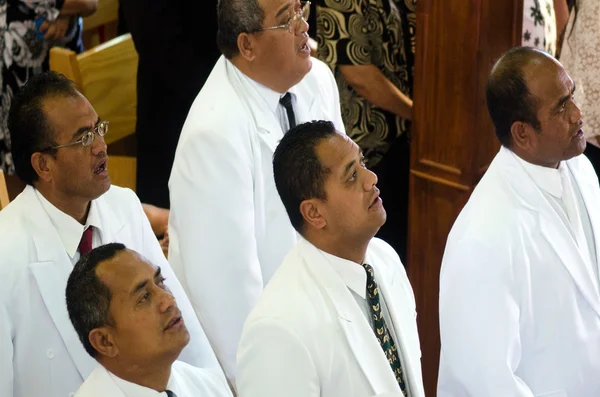 Cook Islands people pray at CICC church