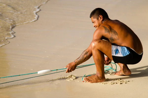 Cook Islands fisherman fishing — Stock Photo, Image