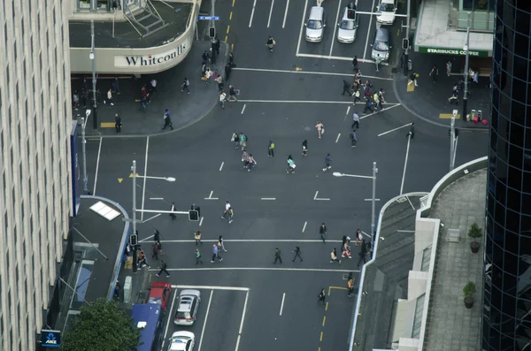 A légi felvétel a forgalom, a queen street, auckland Új-Zéland — Stock Fotó