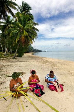 Pasifik adasında Polinezya Tahiti Olgun kadın portresi