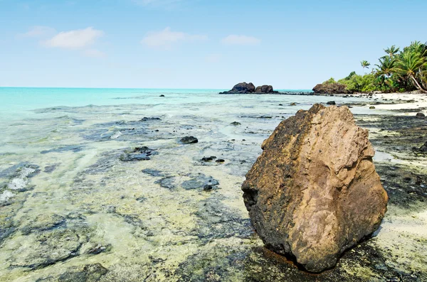 Landschap van rapota eiland in aitutaki lagune Cookeilanden — Stockfoto